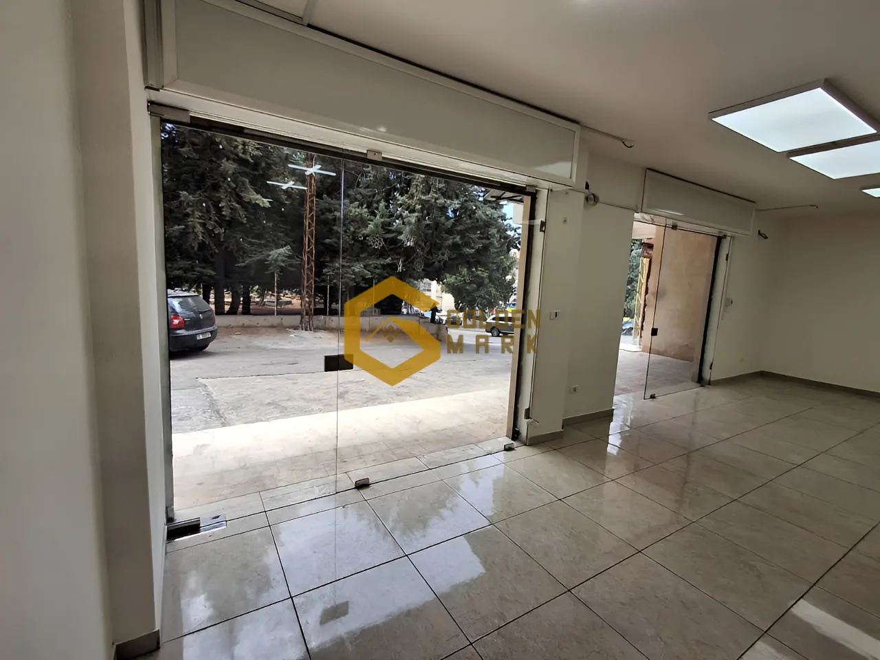 Shop for Rent in Douar
