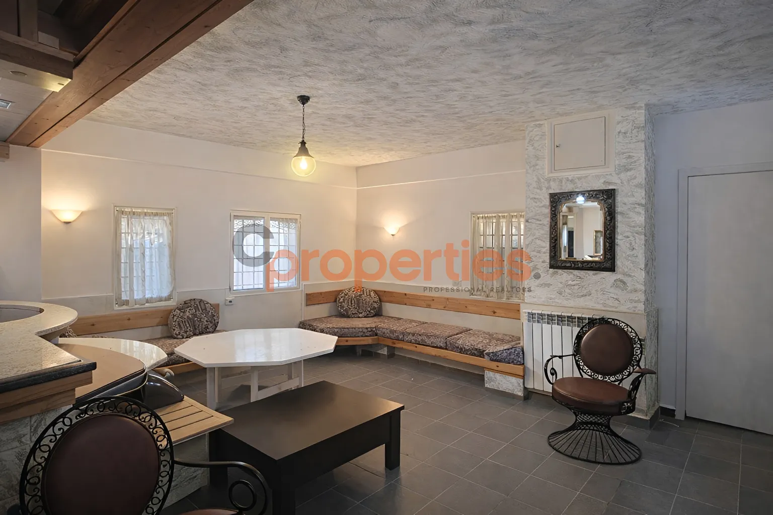 Villa for Sale in Maarab