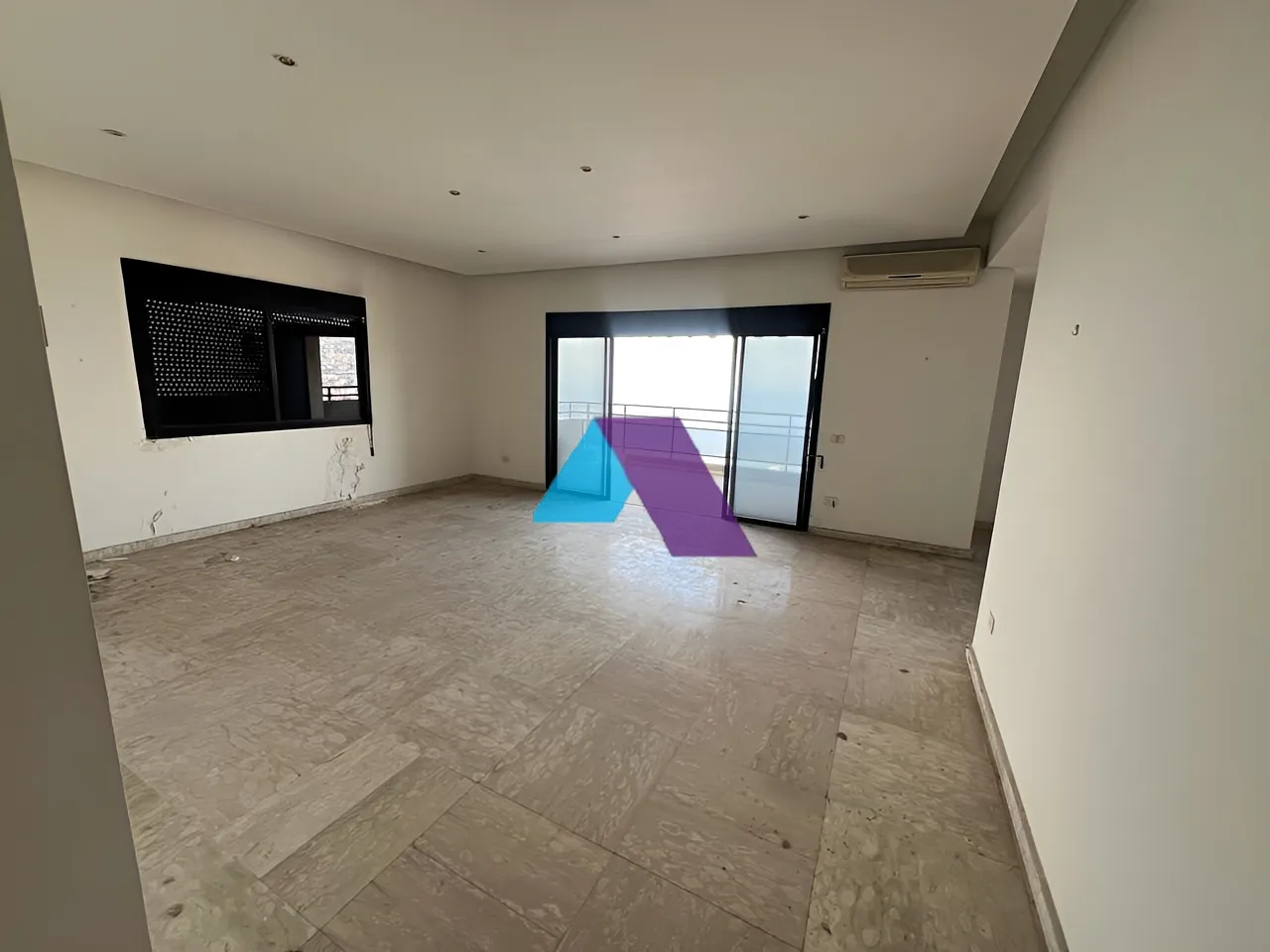 Apartment for Sale in Haret Sakher - 3 bed, 3 bath