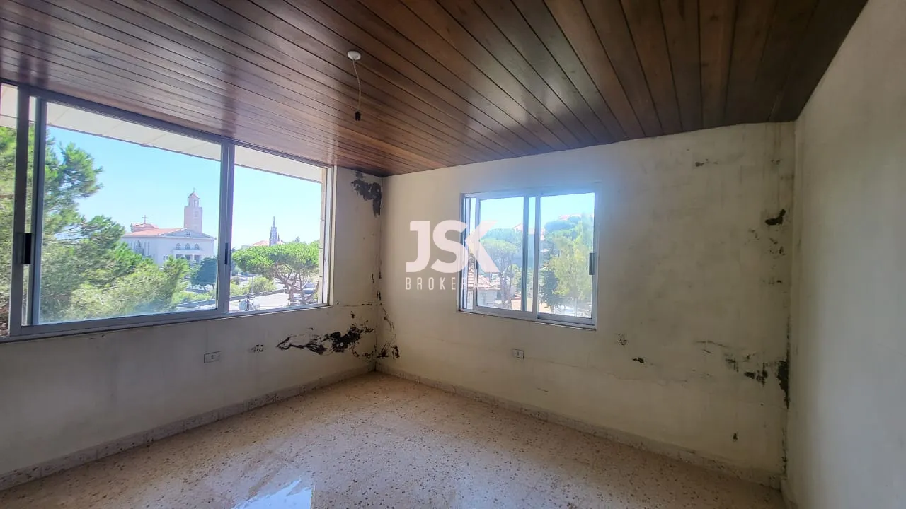 Apartment for Sale in Ajaltoun