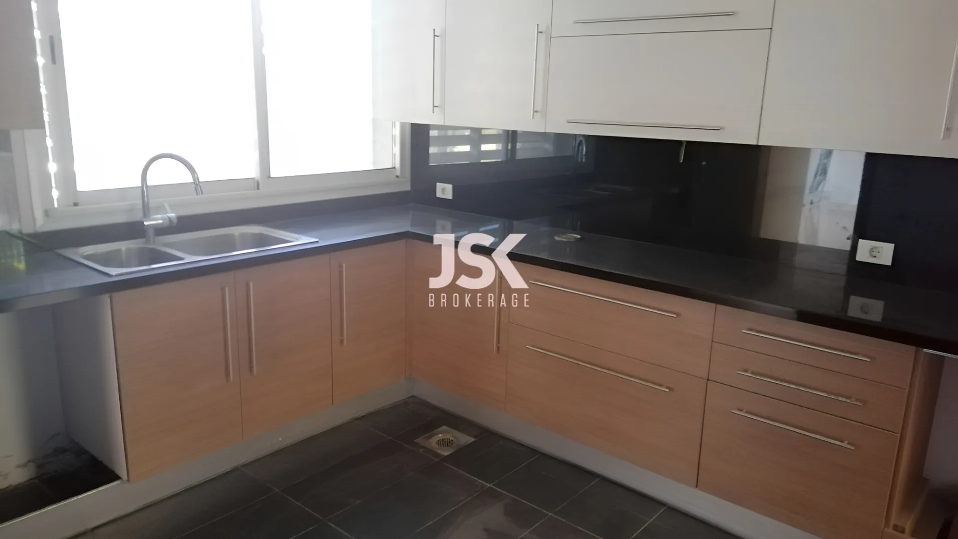 Apartment for Sale in Achrafieh