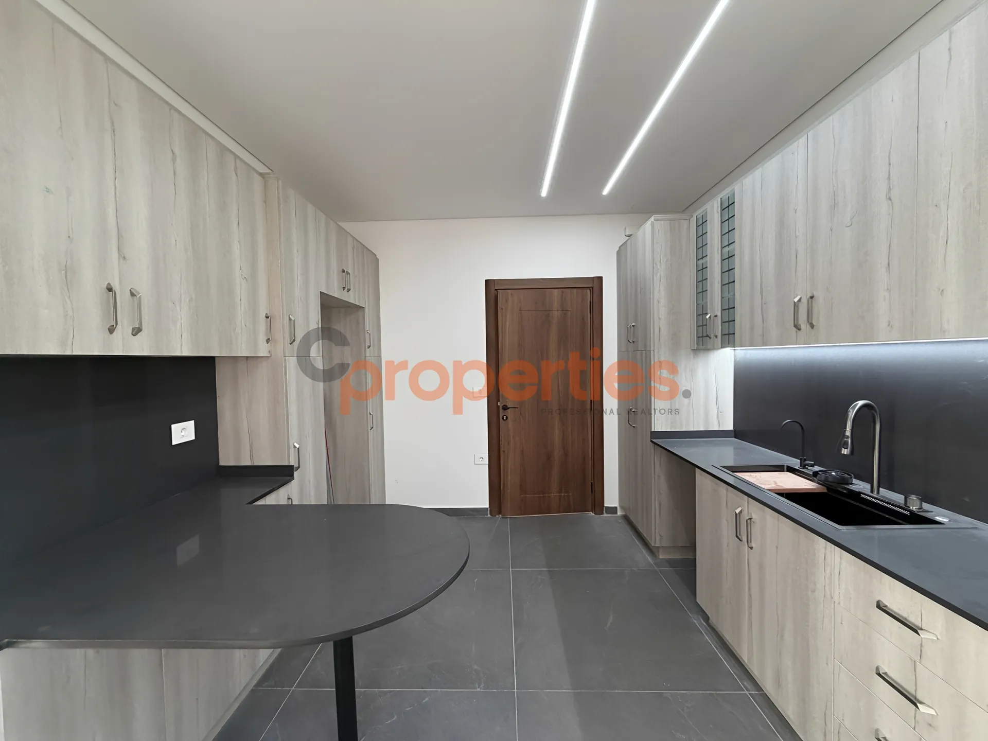 Apartment for Sale in Mtaileb