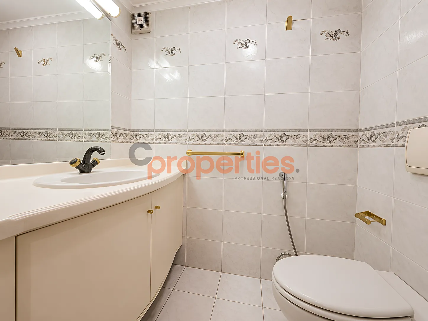Apartment for Rent in Jnah