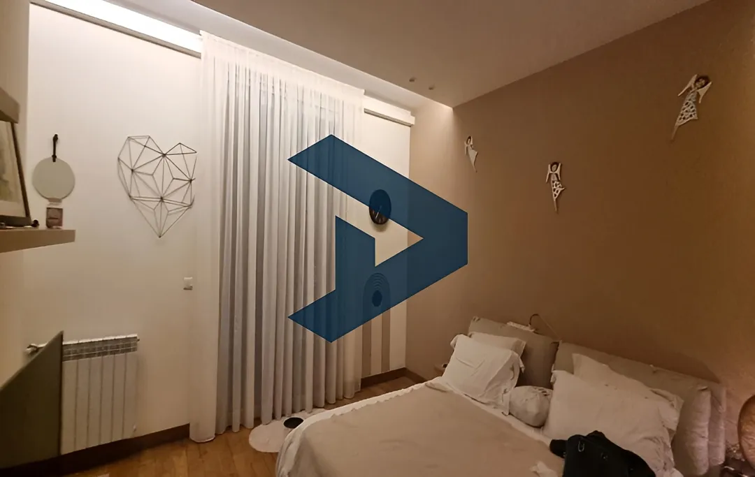 Apartment for sale in Clemenceau, Bayrut, Lebanon