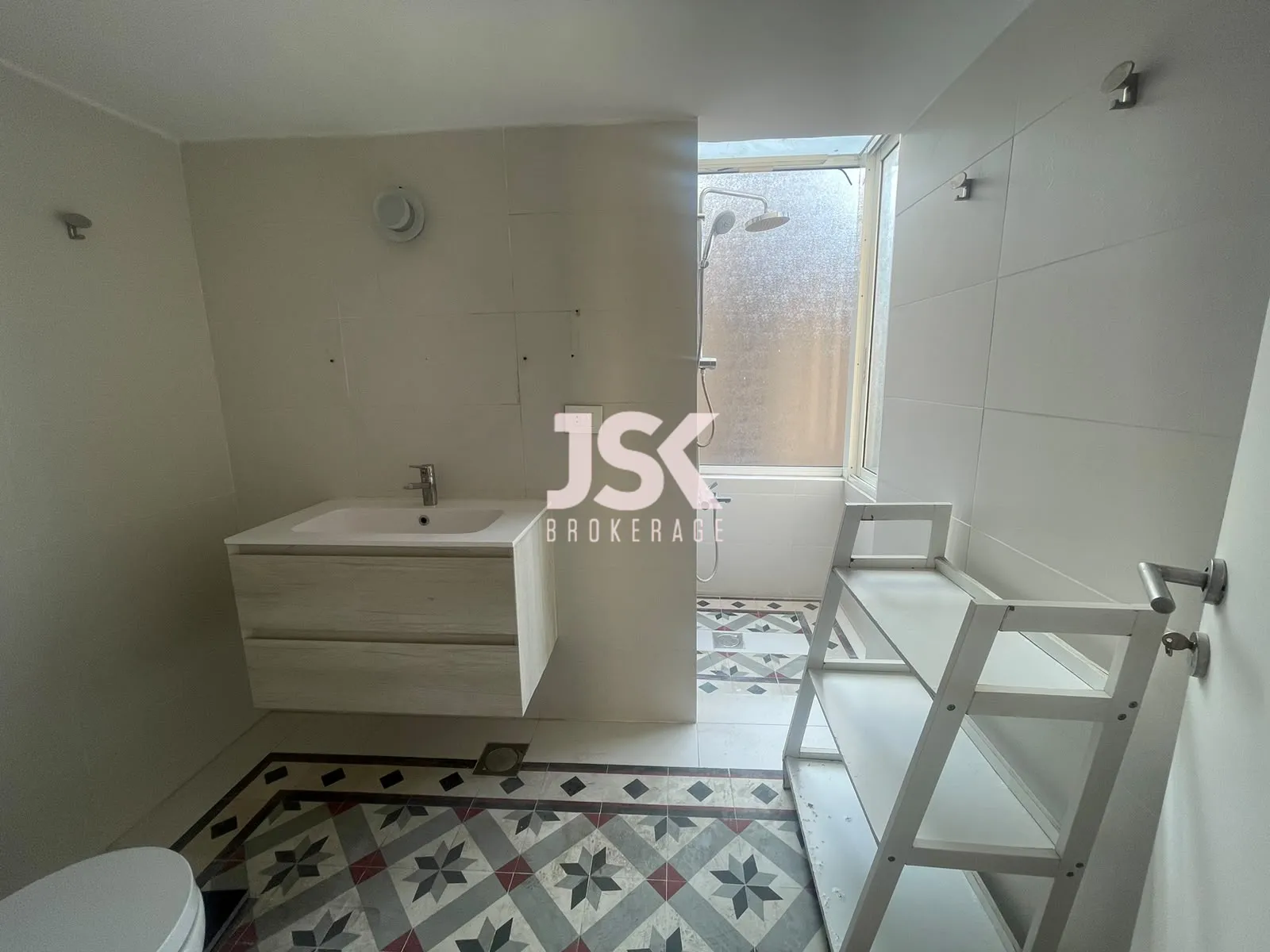 Apartment for Rent in Achrafieh