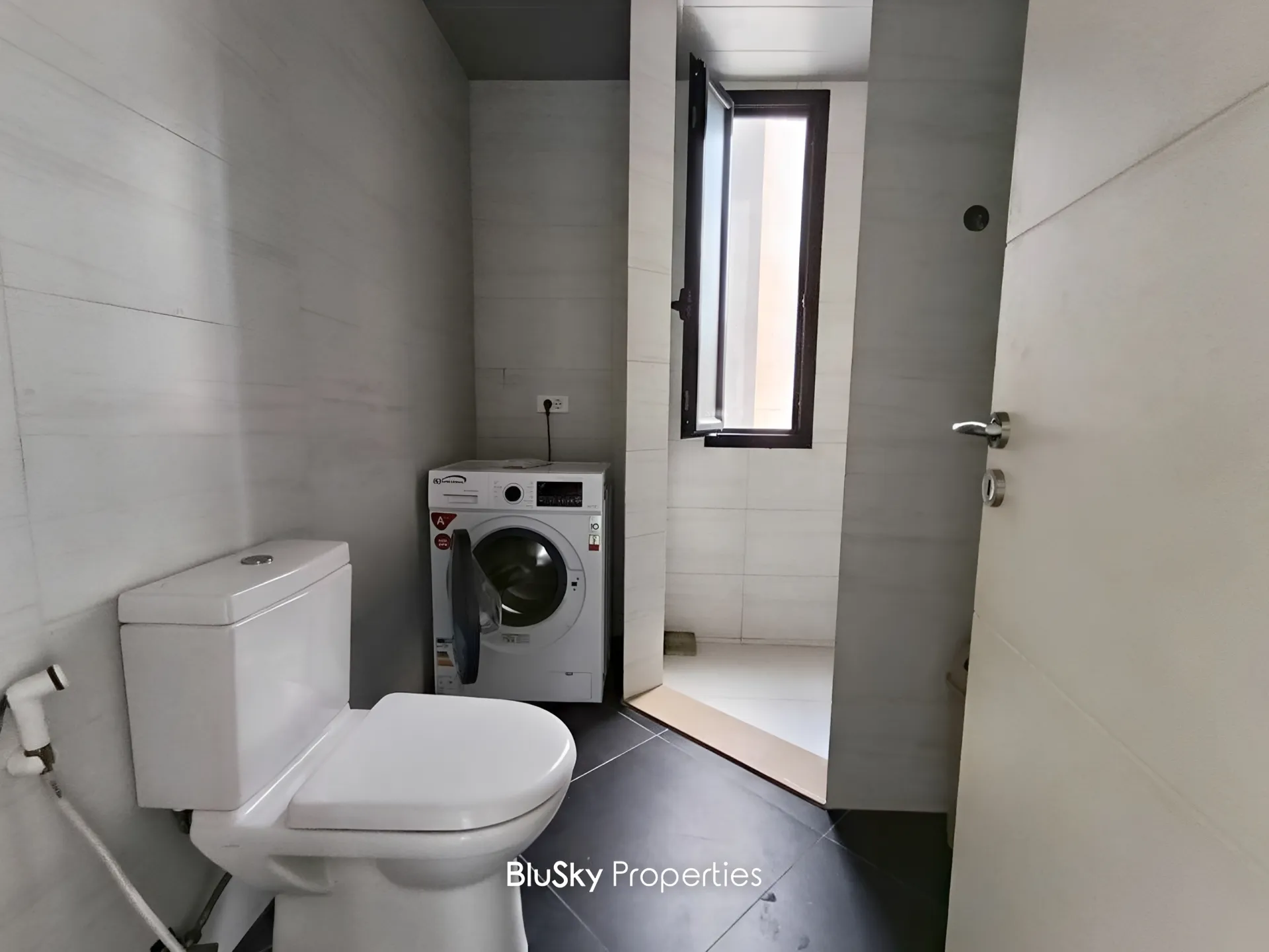 Apartment for Sale in Blat