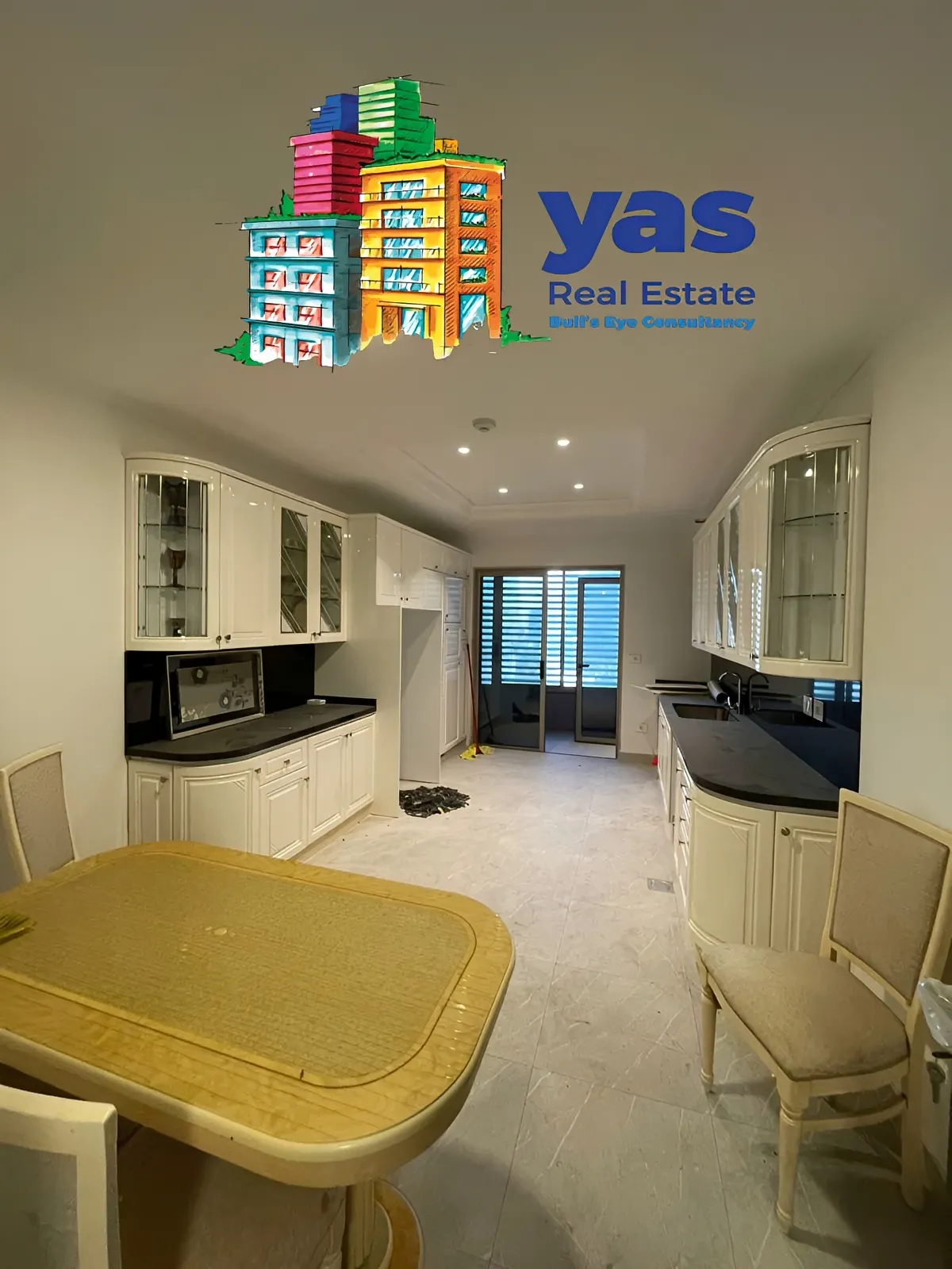 Apartment for Sale in Kraytem - 4 bed, 6 bath
