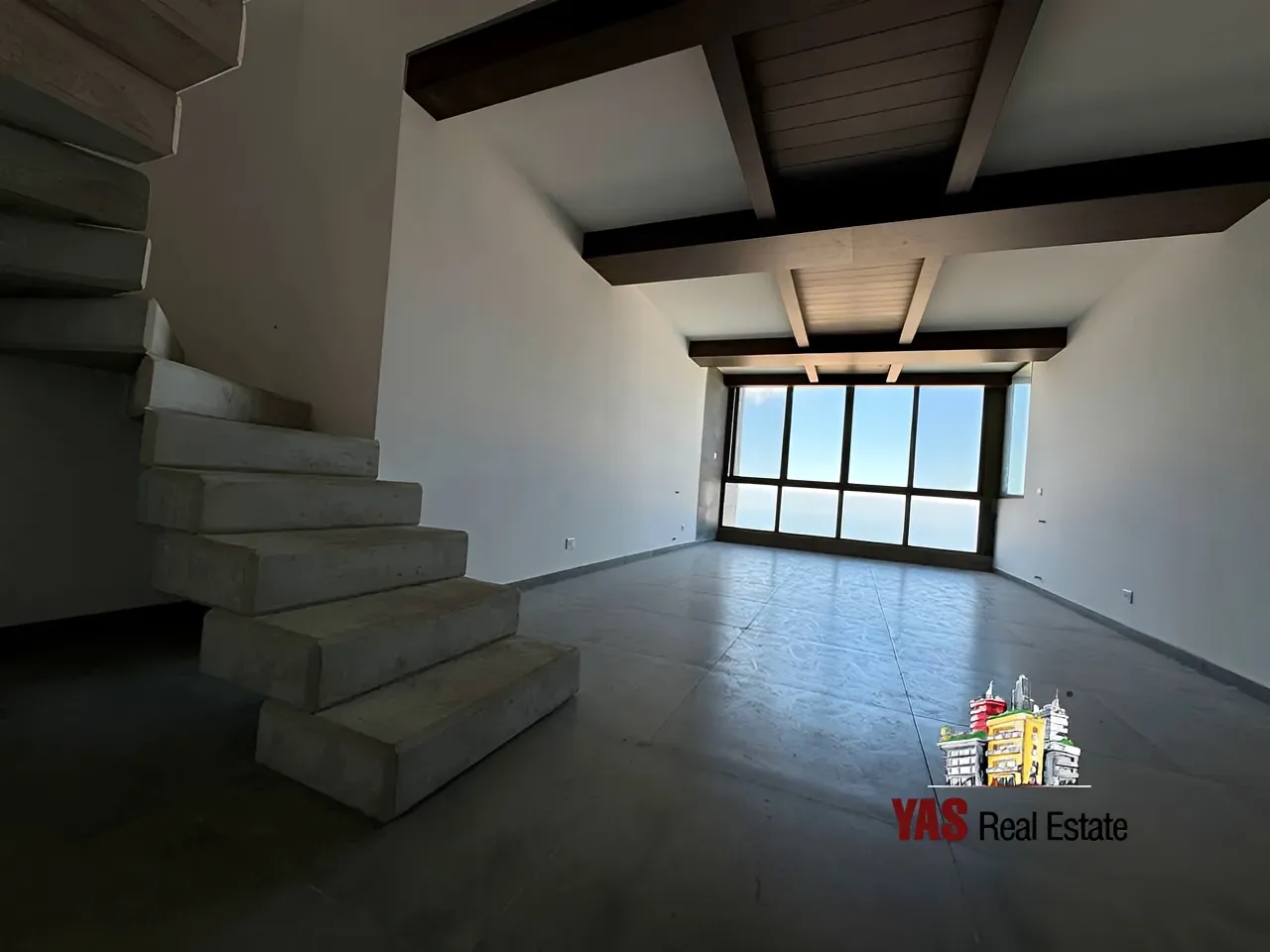Apartment for Sale in Ballouneh