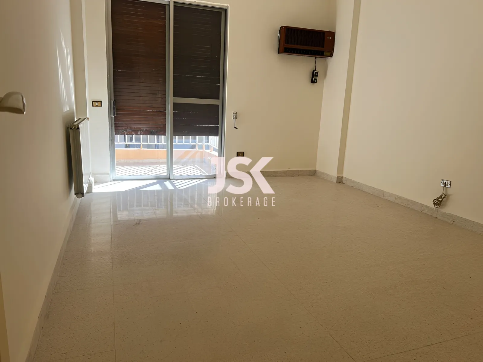 Apartment for Sale in Dawhet Aramoun