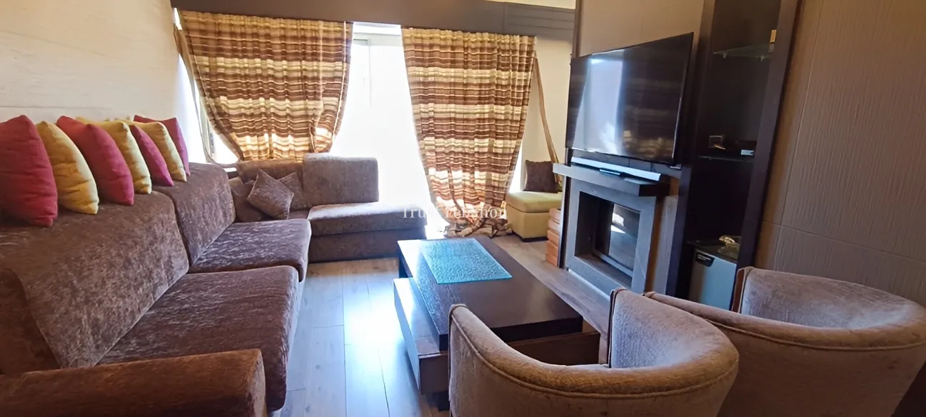 Chalet for sale in Faqra, Lebanon - 3 bed, 4 bath