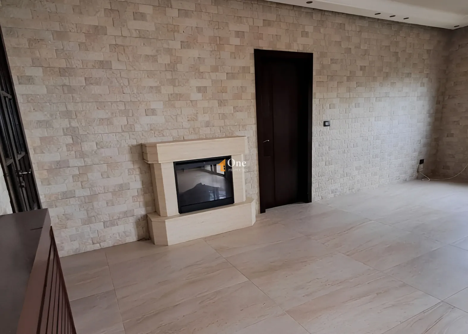 Apartment for sale in Blat, Lebanon - 3 bed, 2 bath
