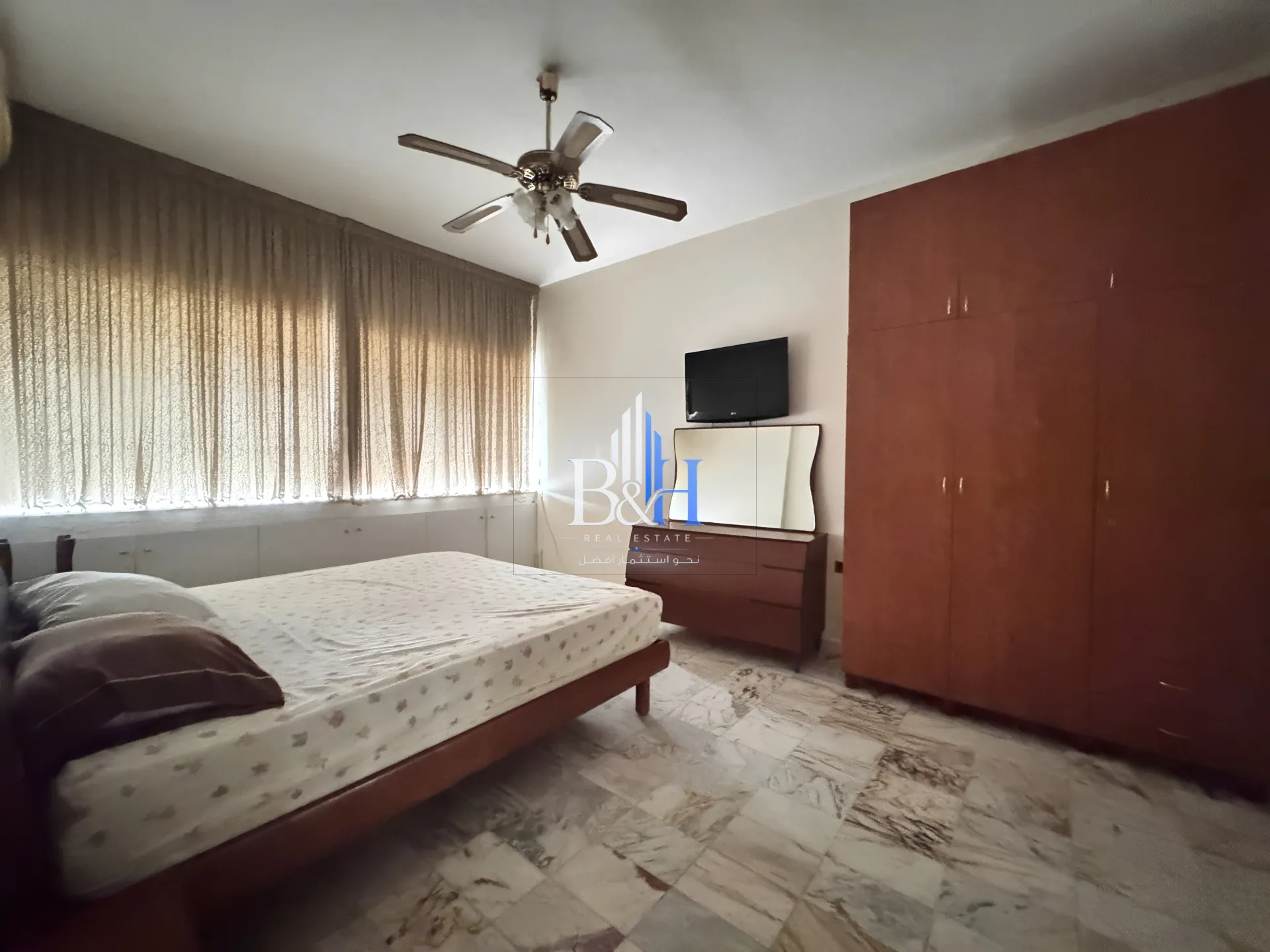 Apartment for sale in Ramlet el baida, beirut, lebanon