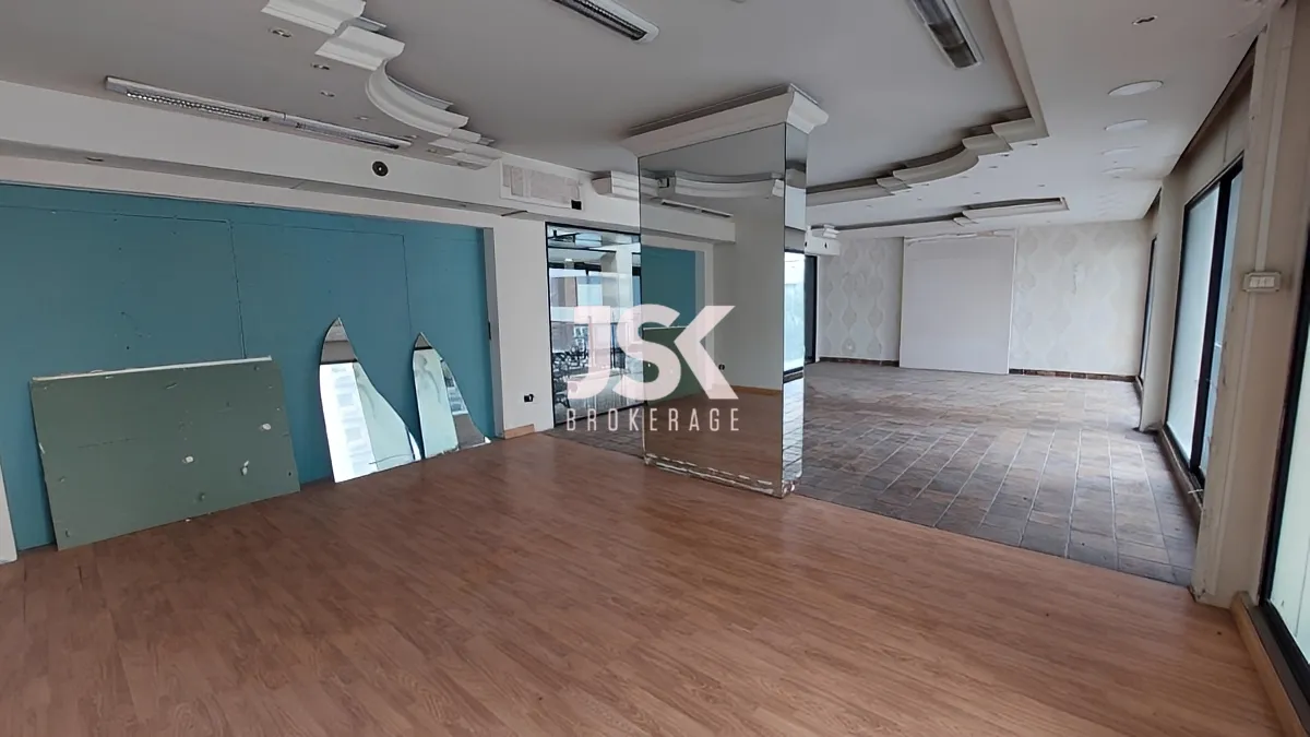 Shop for rent in Verdun, Beirut, Lebanon