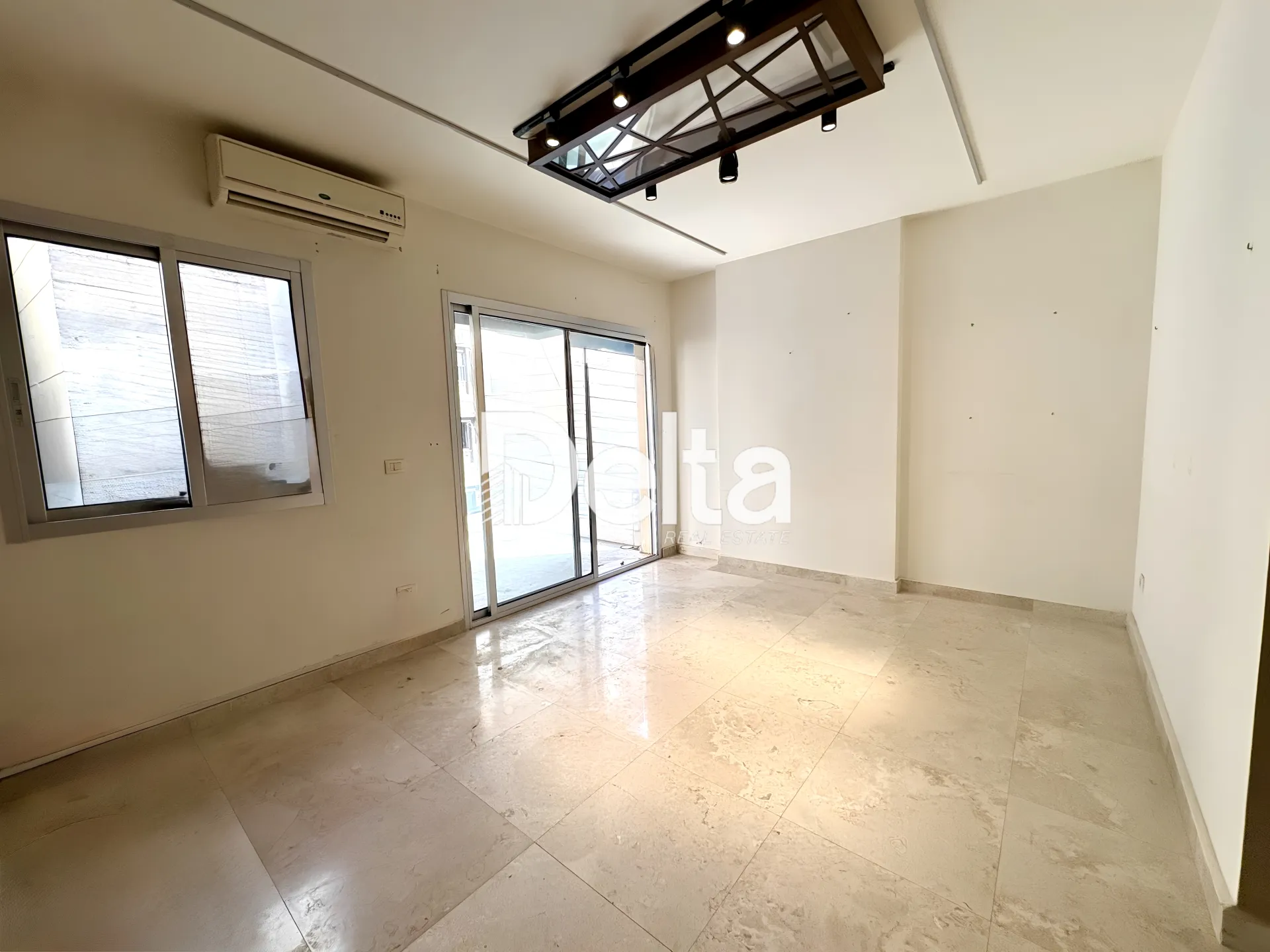 Apartment for rent in Ras Al Naba'a