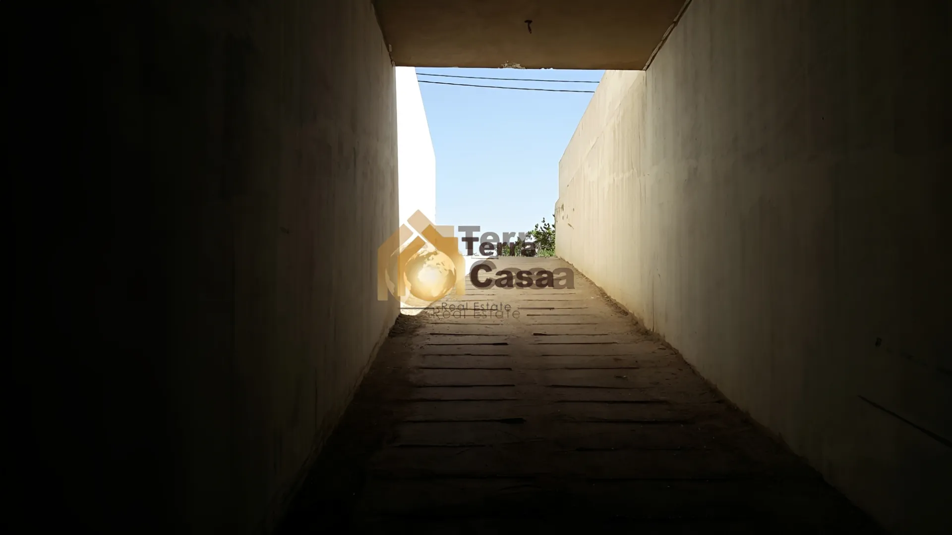 Commercial for sale in Haouch el Omara, Lebanon