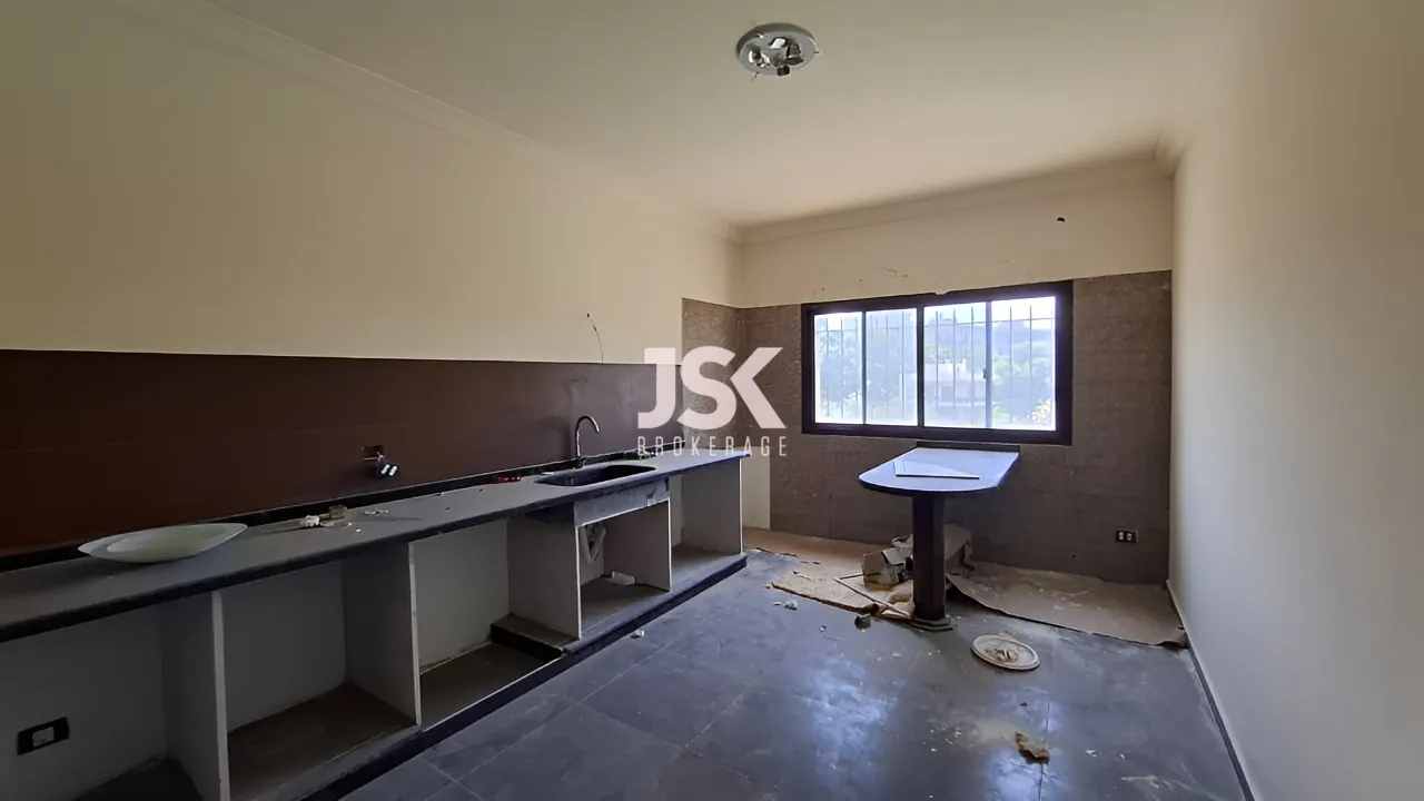 Villa for Sale in Aamchit