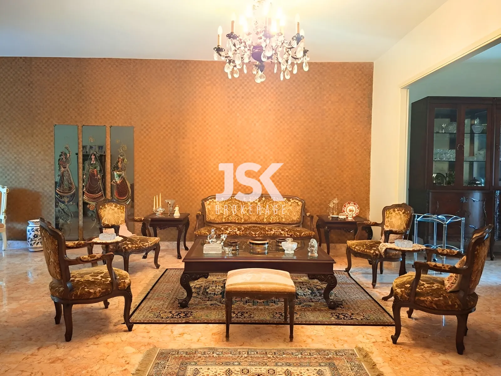 Apartment for Sale in Msaytbeh