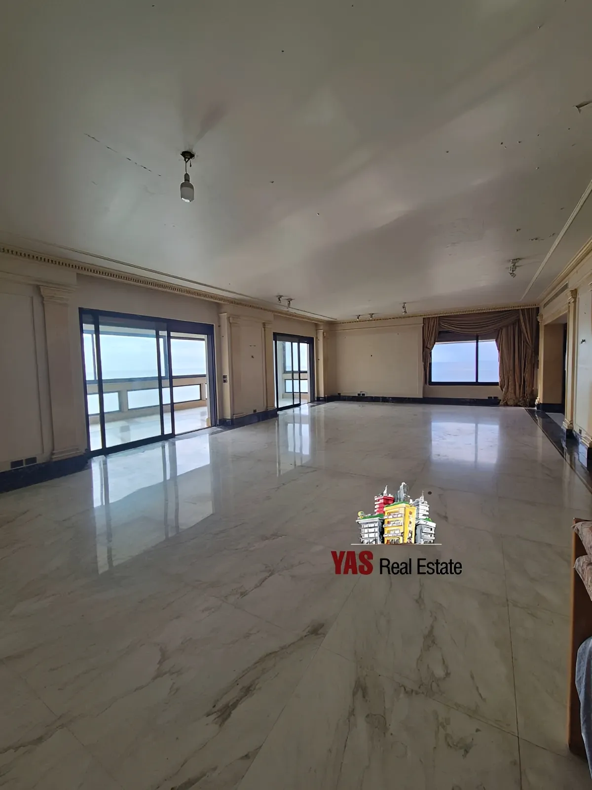 Apartment for Sale in Ramlet El Baida