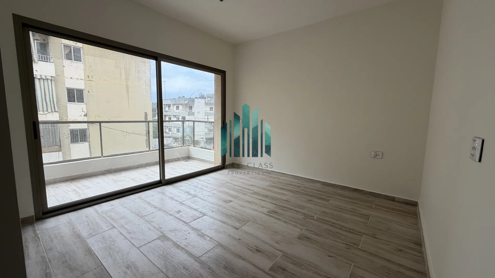 Apartment for Sale in Awkar - 4 bed, 3 bath