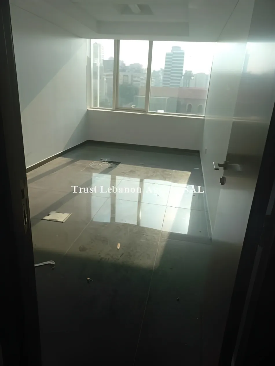 Office For Rent in Beirut, Sanayeh