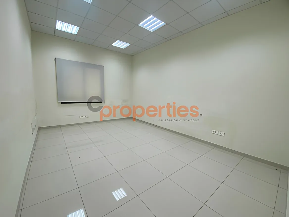 Office for Rent in Zalqa