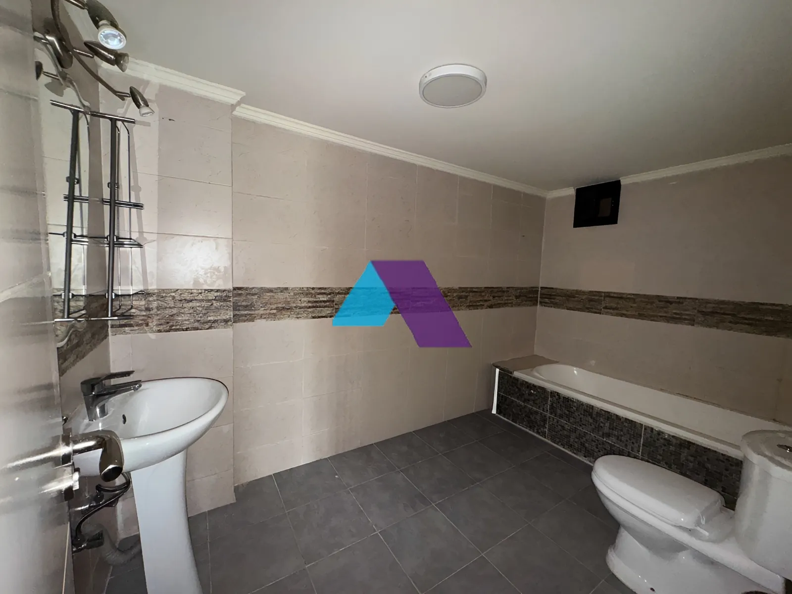 Apartment for Sale in Blat