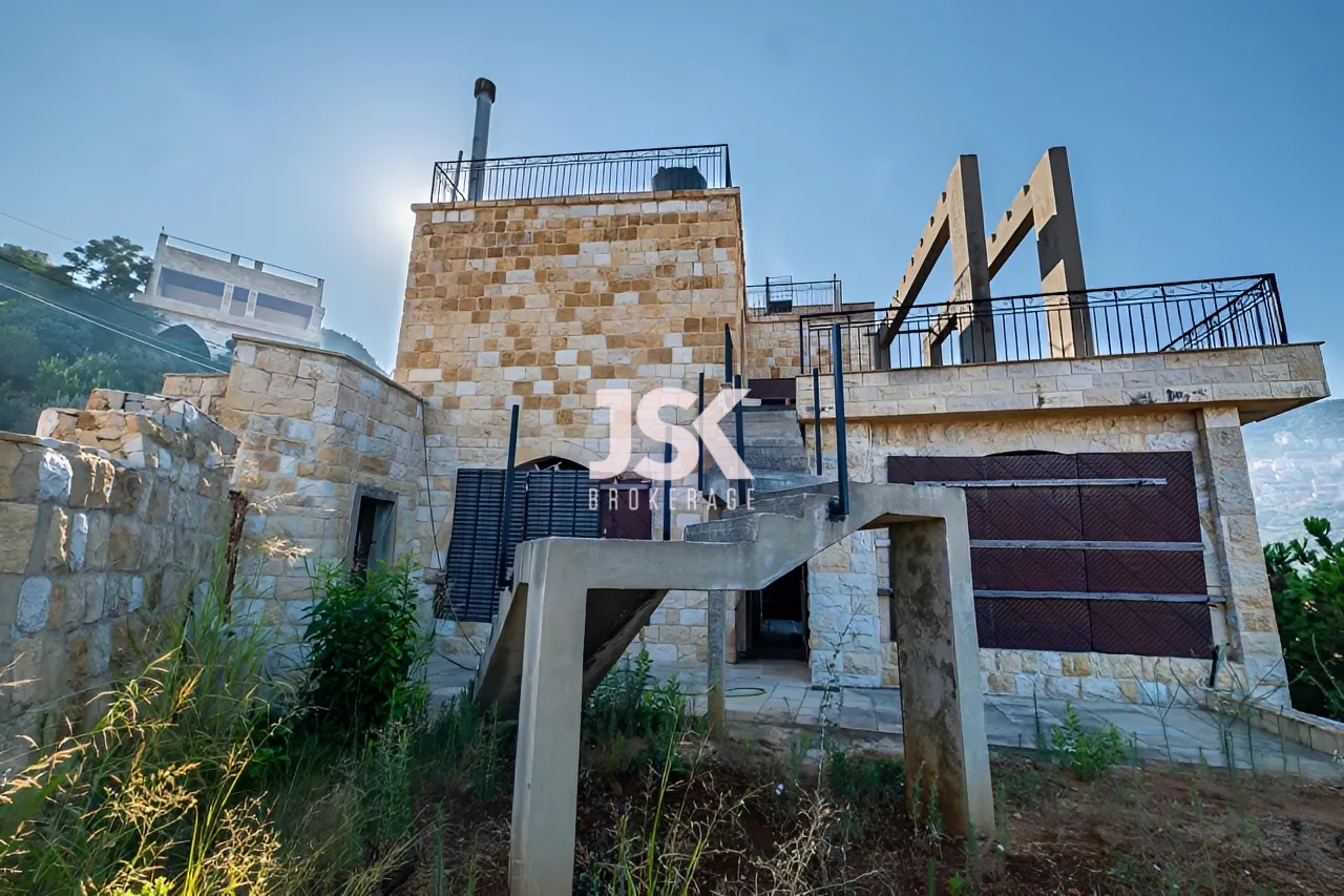 Building for Sale in Bsous