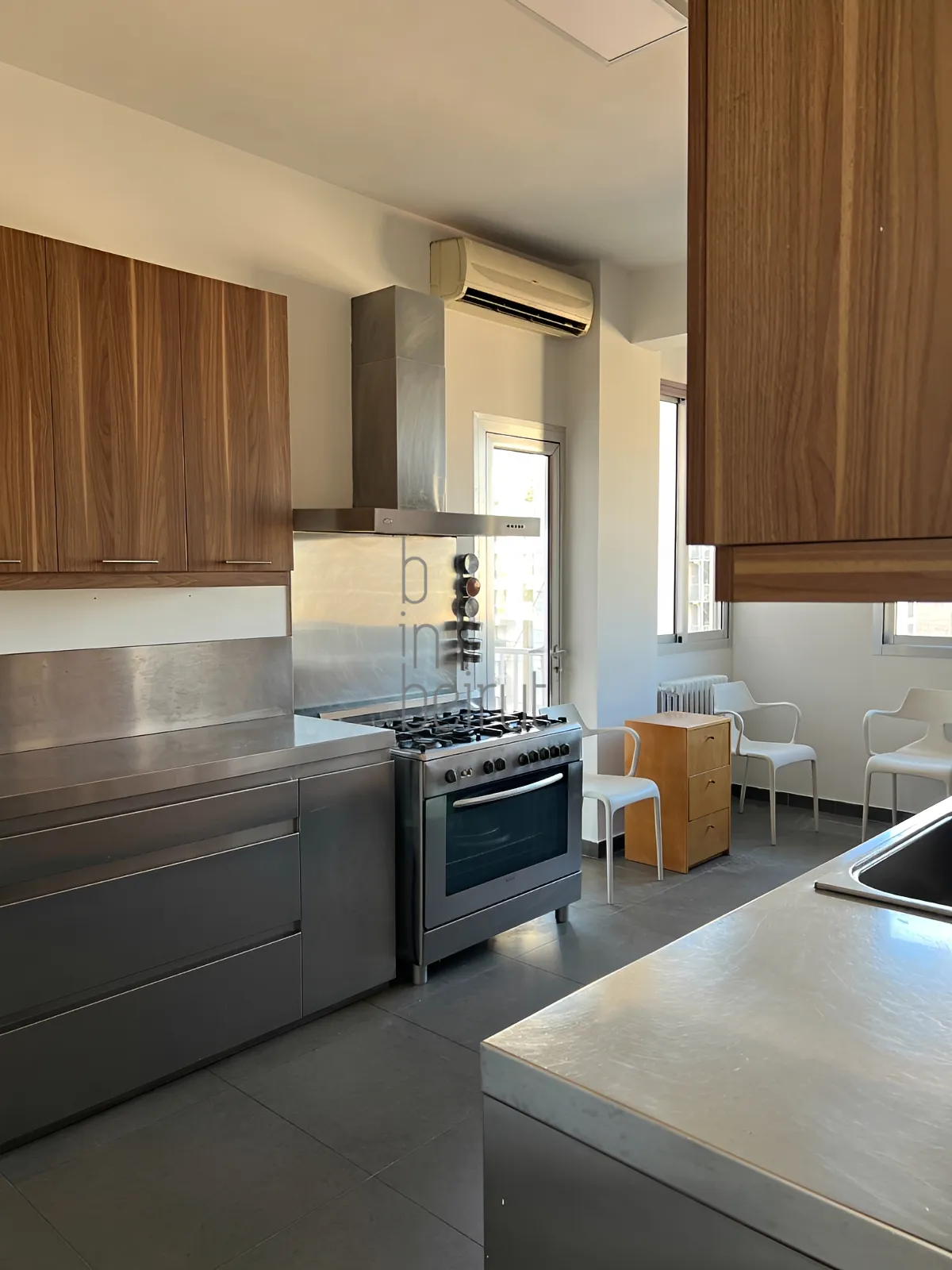 Apartment for Sale in Zarhat el Ihssan