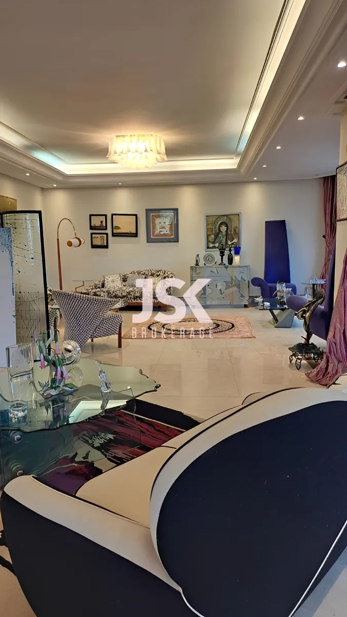 Duplex for Sale in Ramlet El Bayda, Beirut, Lebanon - 4 bed, 4 bath