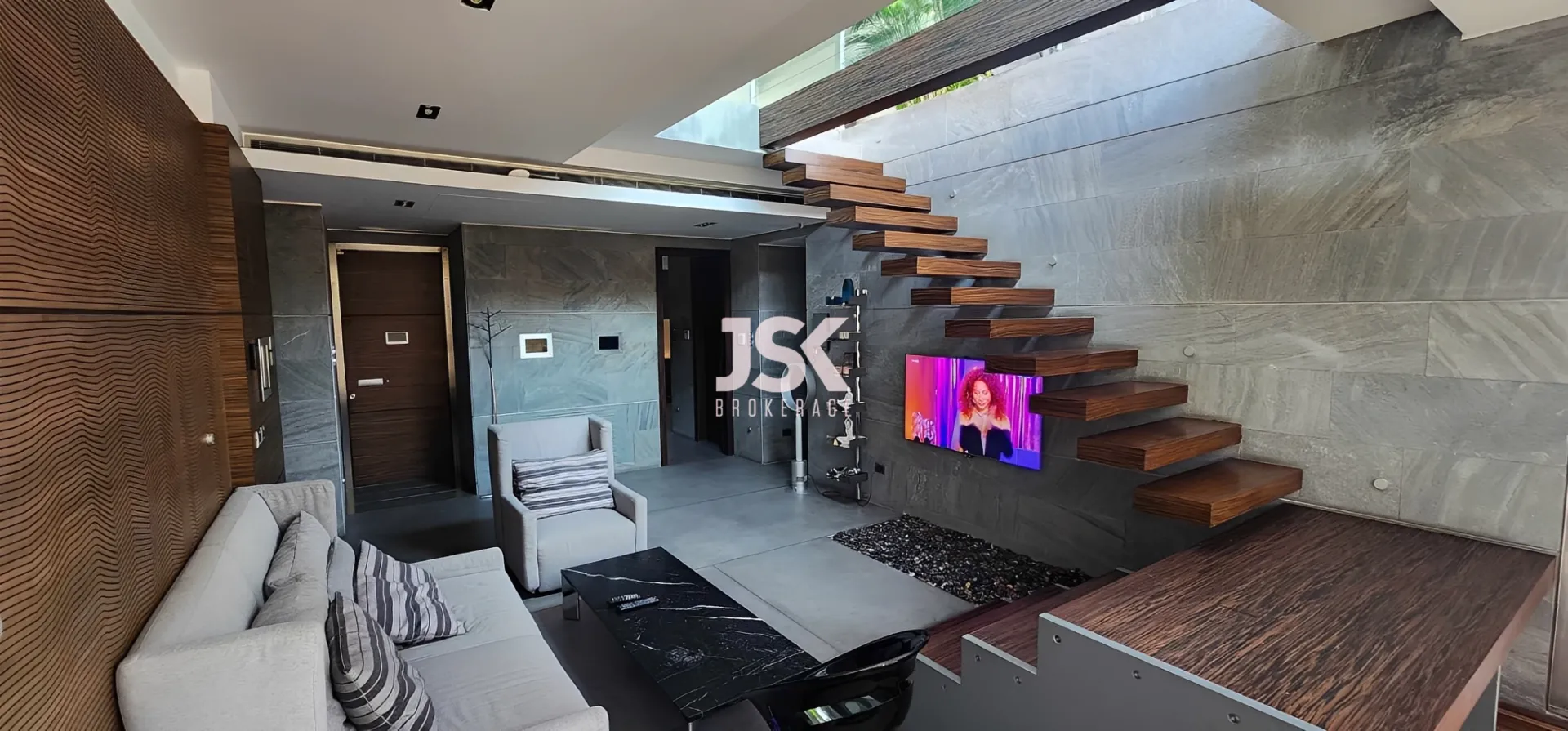 Loft for Sale in Achrafieh