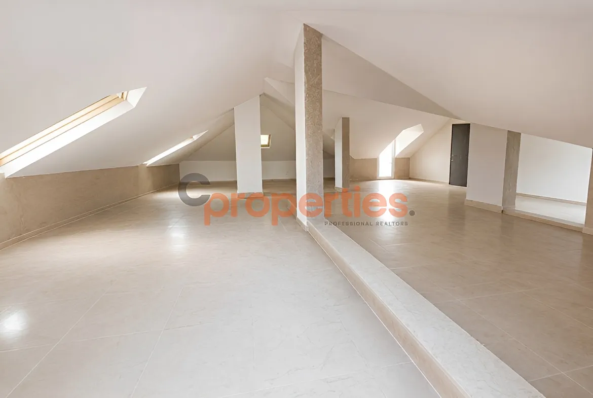 Apartment for Sale in Ballouneh