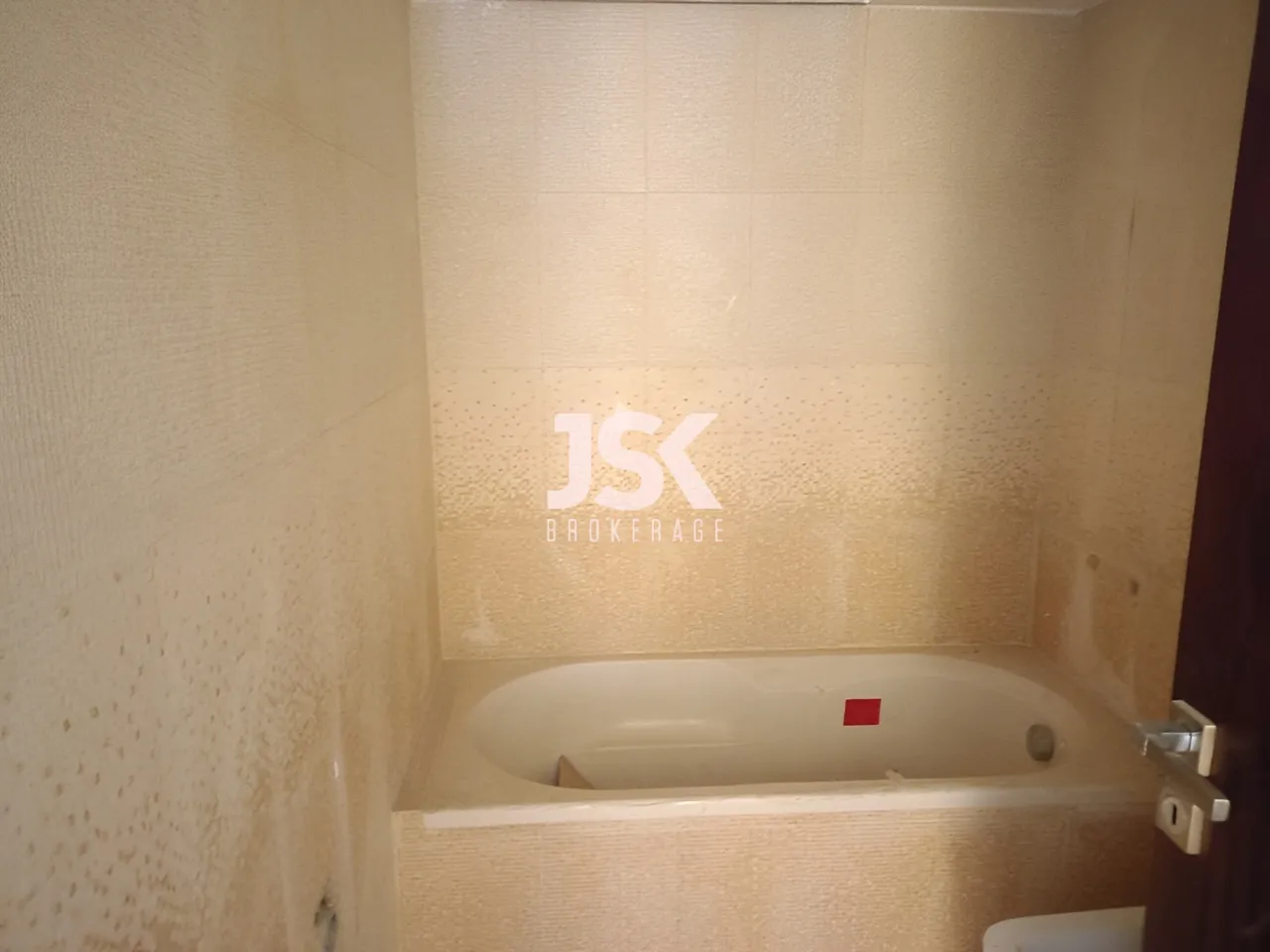 Apartment for Sale in Haret Sakher
