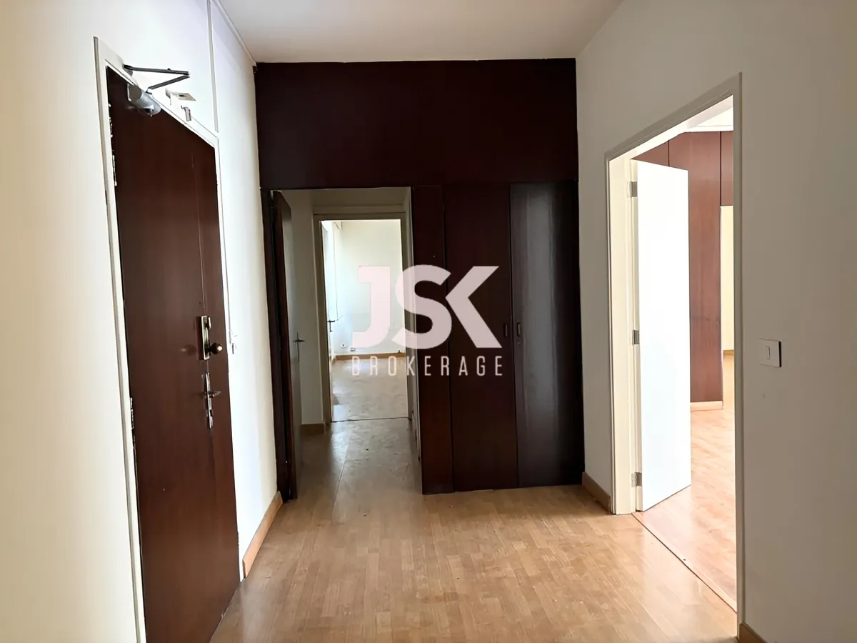 Office for Sale in Badaro