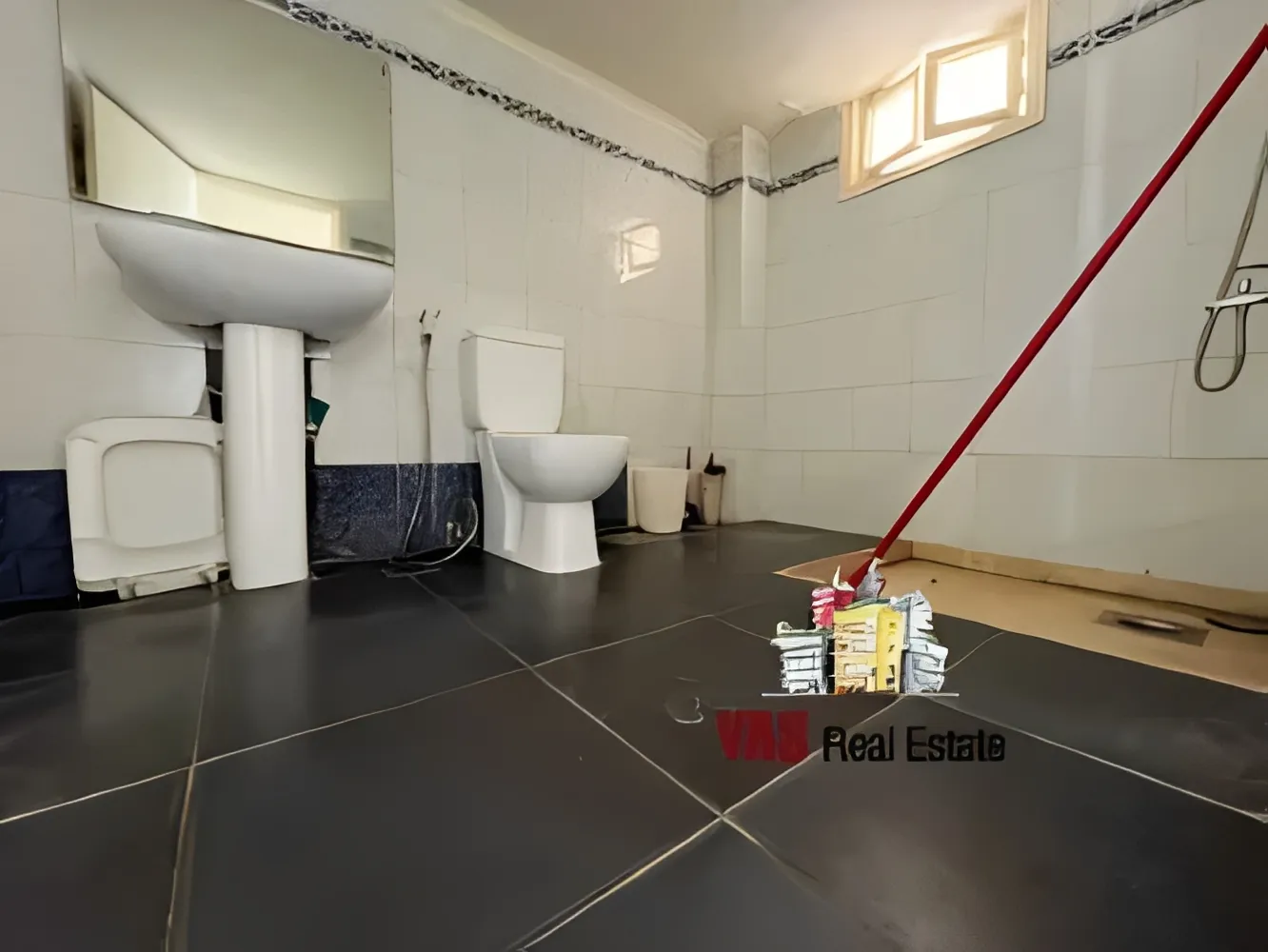 Apartment for Sale in Jounieh - 3 bed, 2 bath