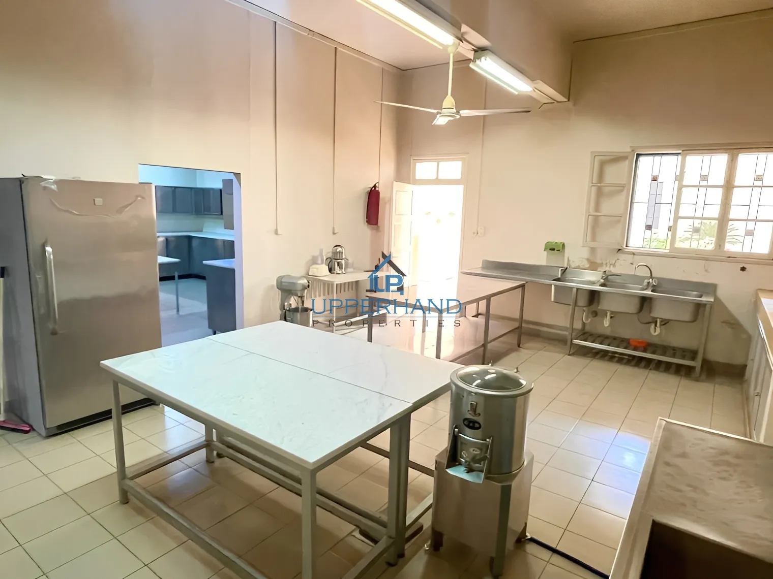 Industrial Unit for Rent in Sassine, Bayrut, Lebanon