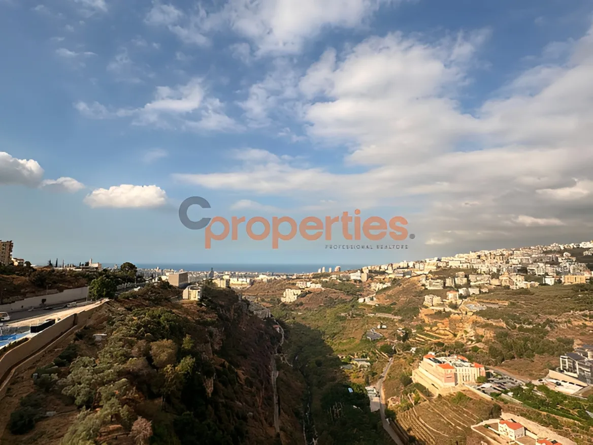 Apartment for Rent in Louaizeh