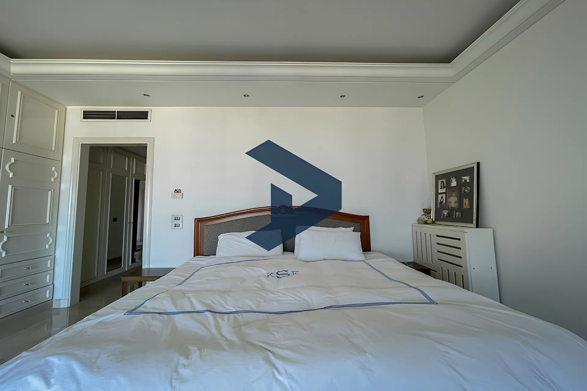 Apartment for rent in Caree d'or, Achrafieh, Lebanon