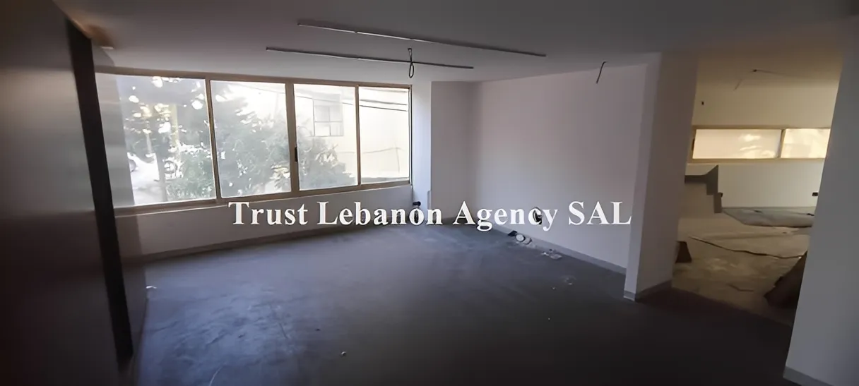 Commercial Property For Rent in Metn, Dbayeh