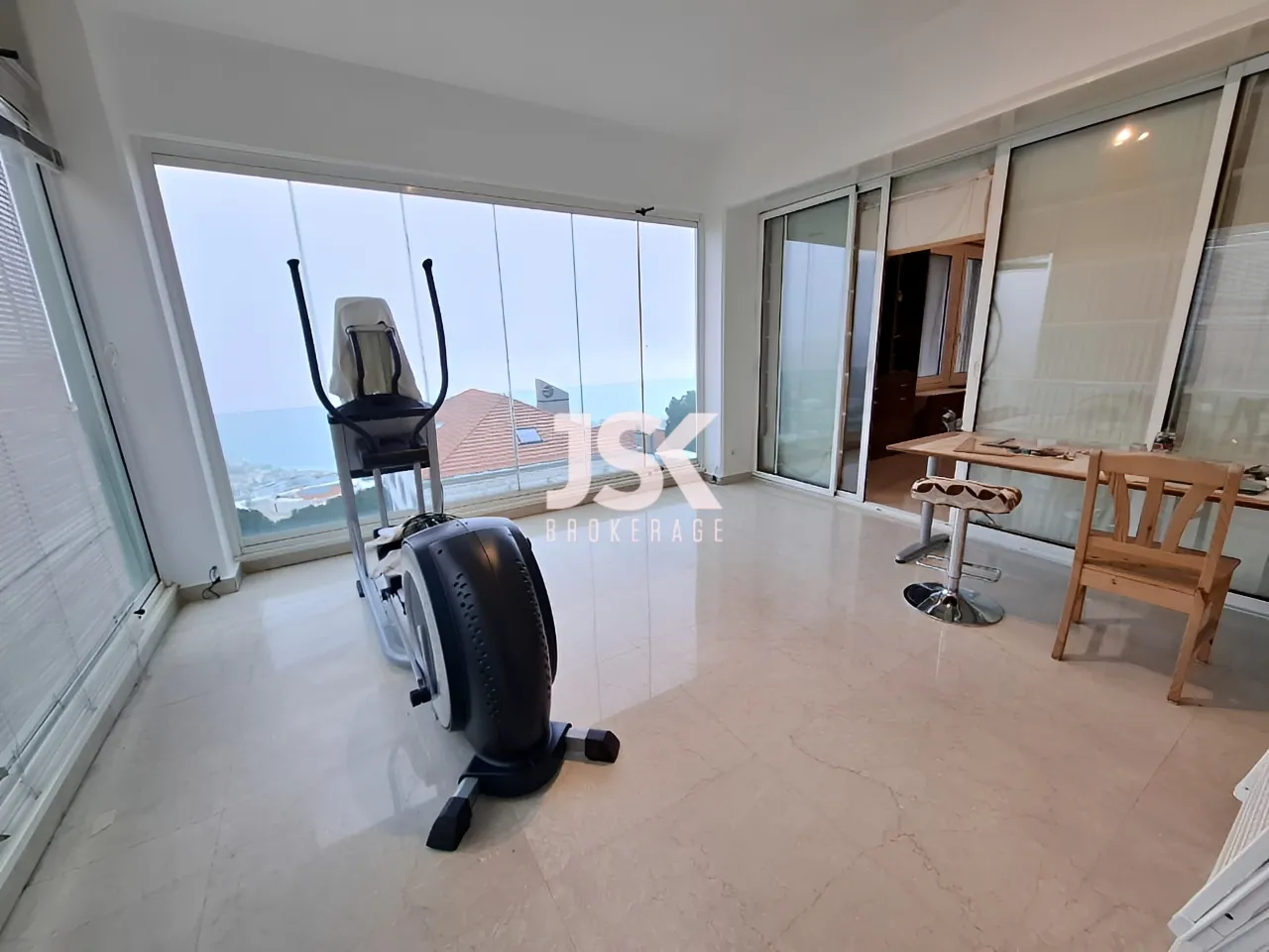 Apartment for Sale in Adma w Dafnah