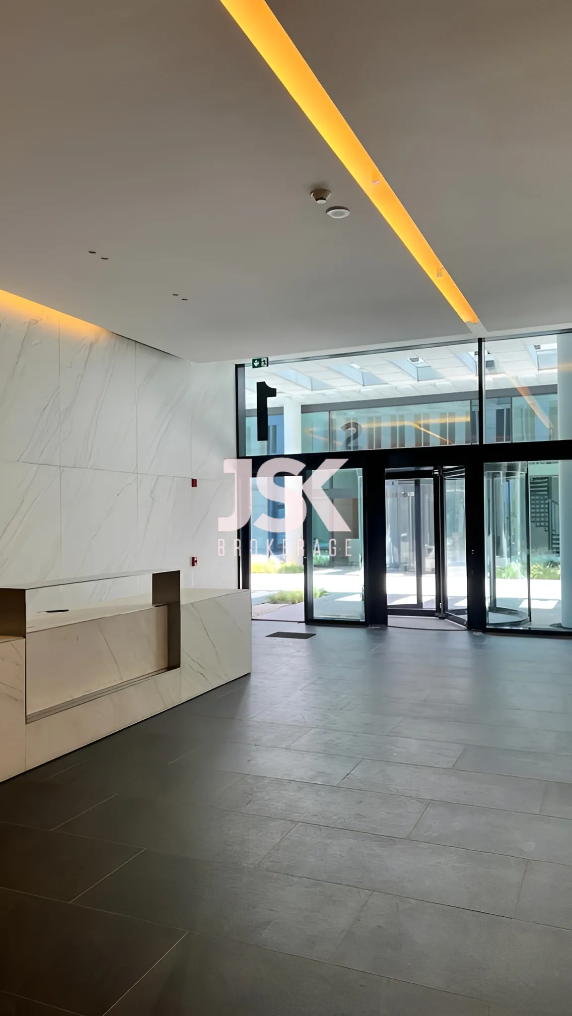 Office for rent in Dbayeh