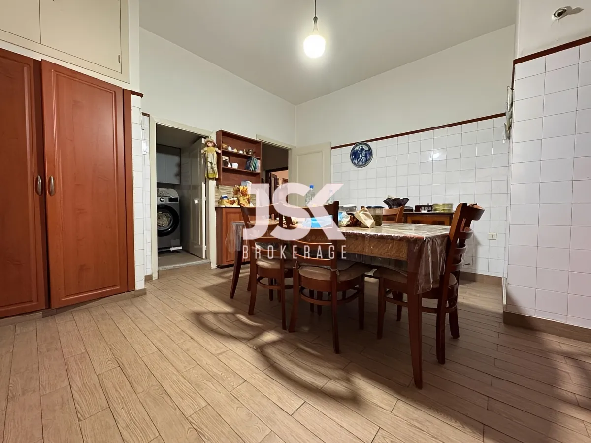 Apartment for Sale in Ain el remmeneh, baabda, Lebanon - 3 bed, 3 bath