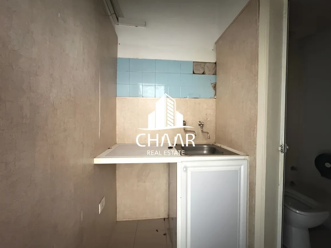 Office for rent in Karantina, Beirut, Lebanon