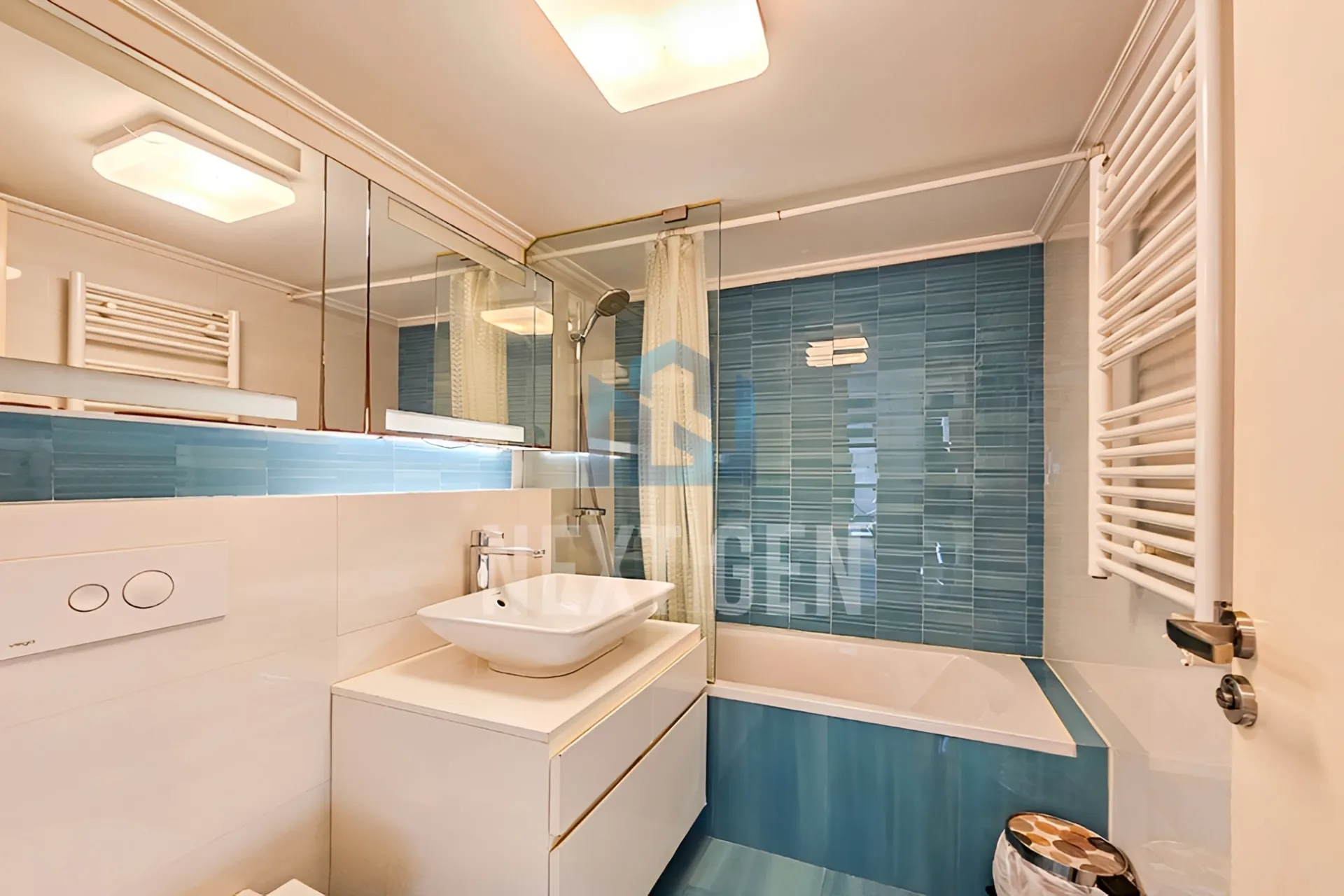 Apartment for rent in Ain Al Mraiseh, Beirut, Lebanon