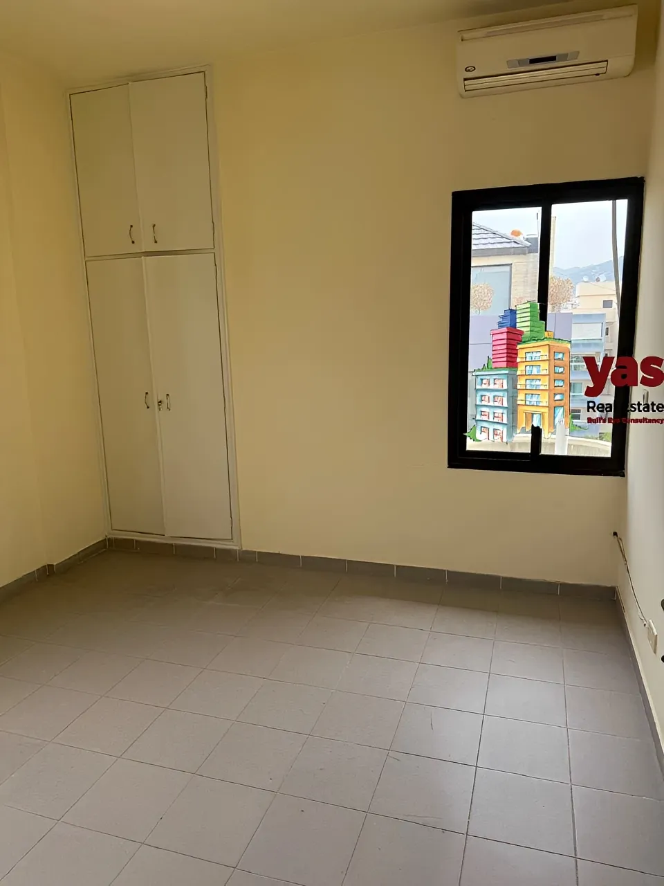 Office for Rent in Adonis
