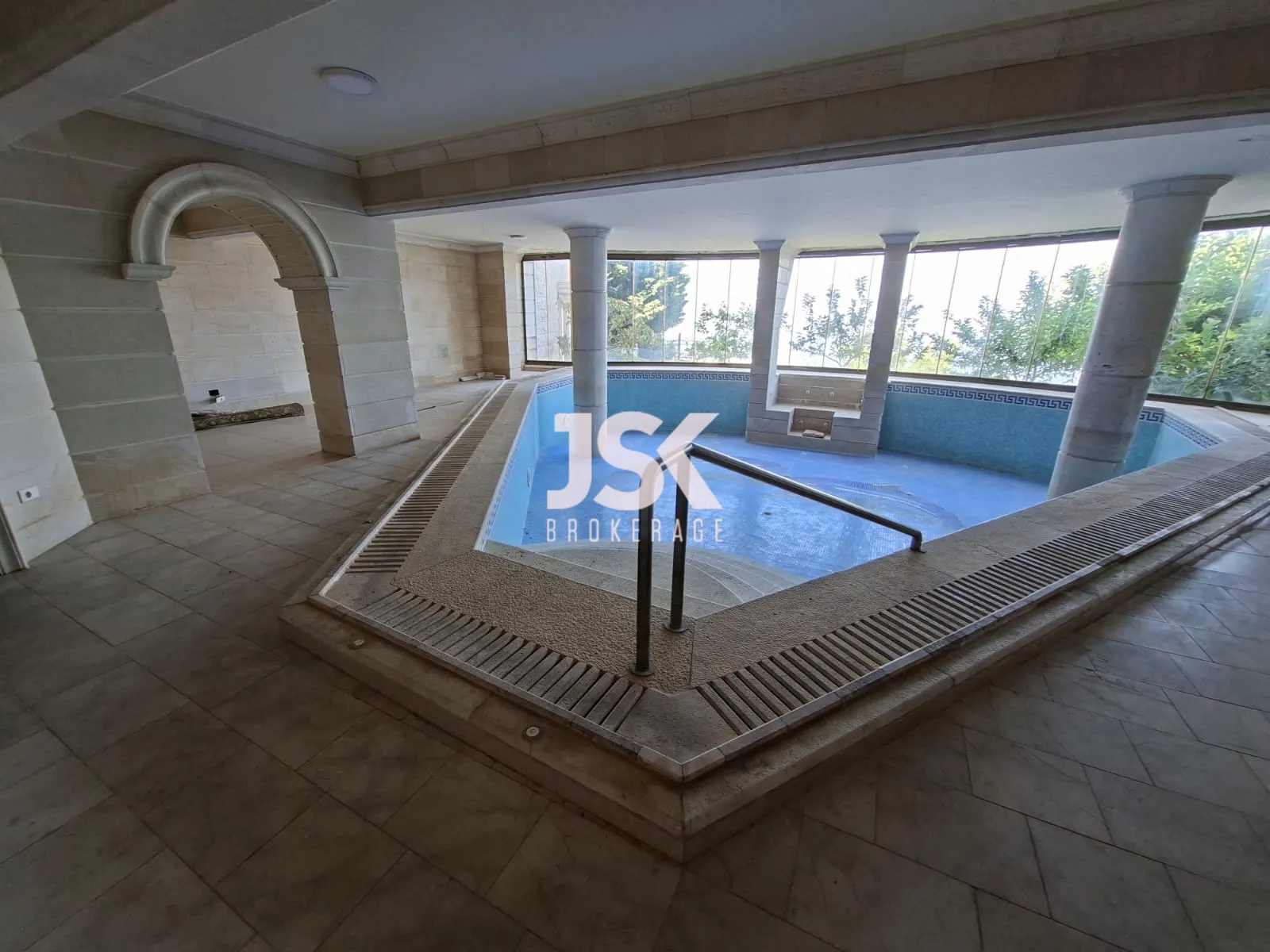 Villa for Sale in Nahr Ibrahim