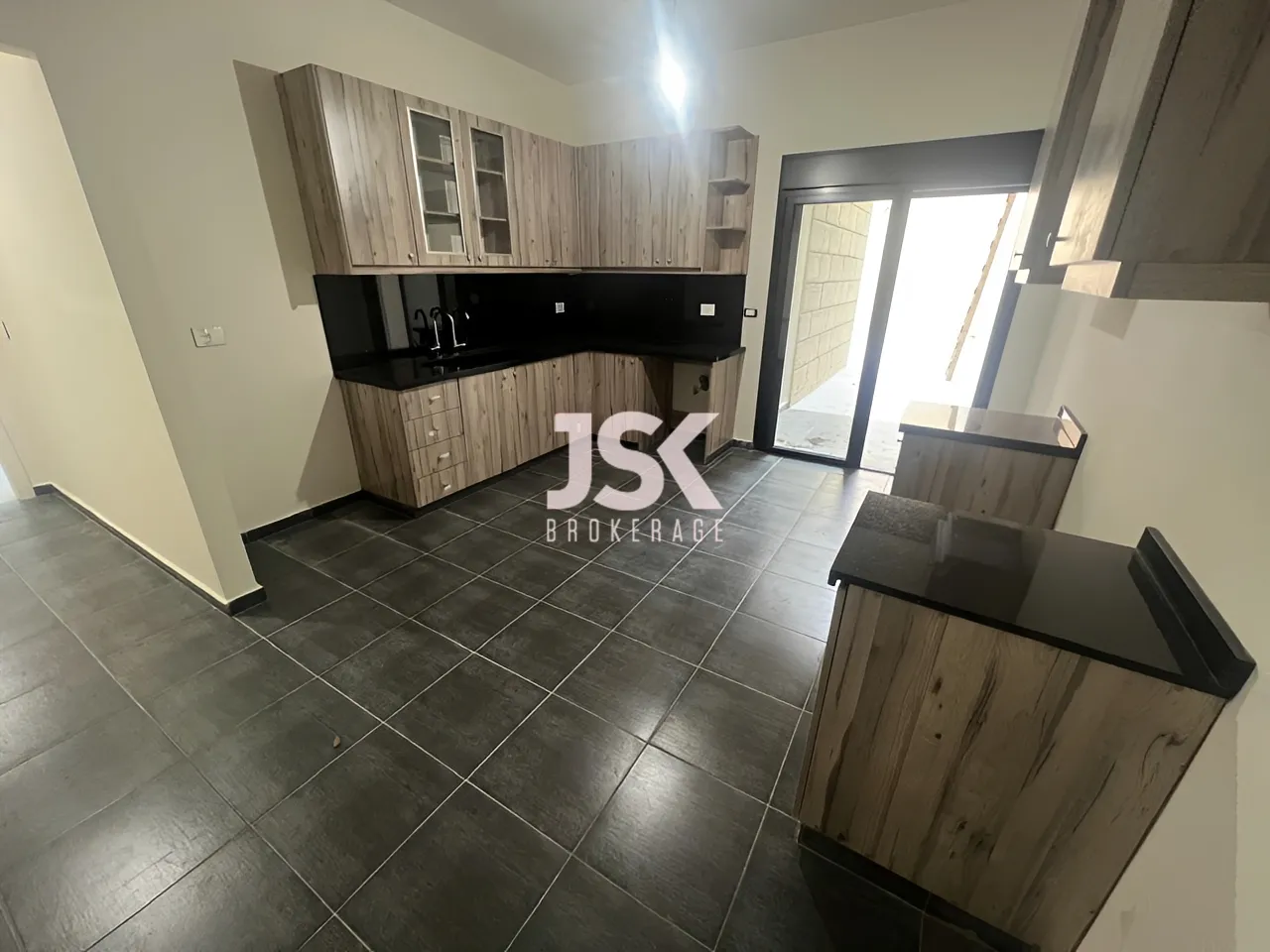 Apartment for Sale in Baabdat