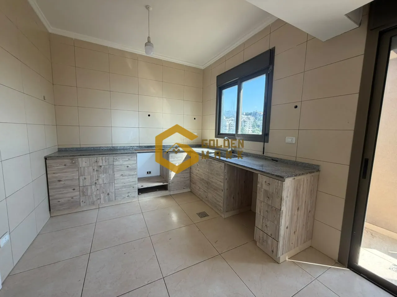 Apartment for Sale in Blat