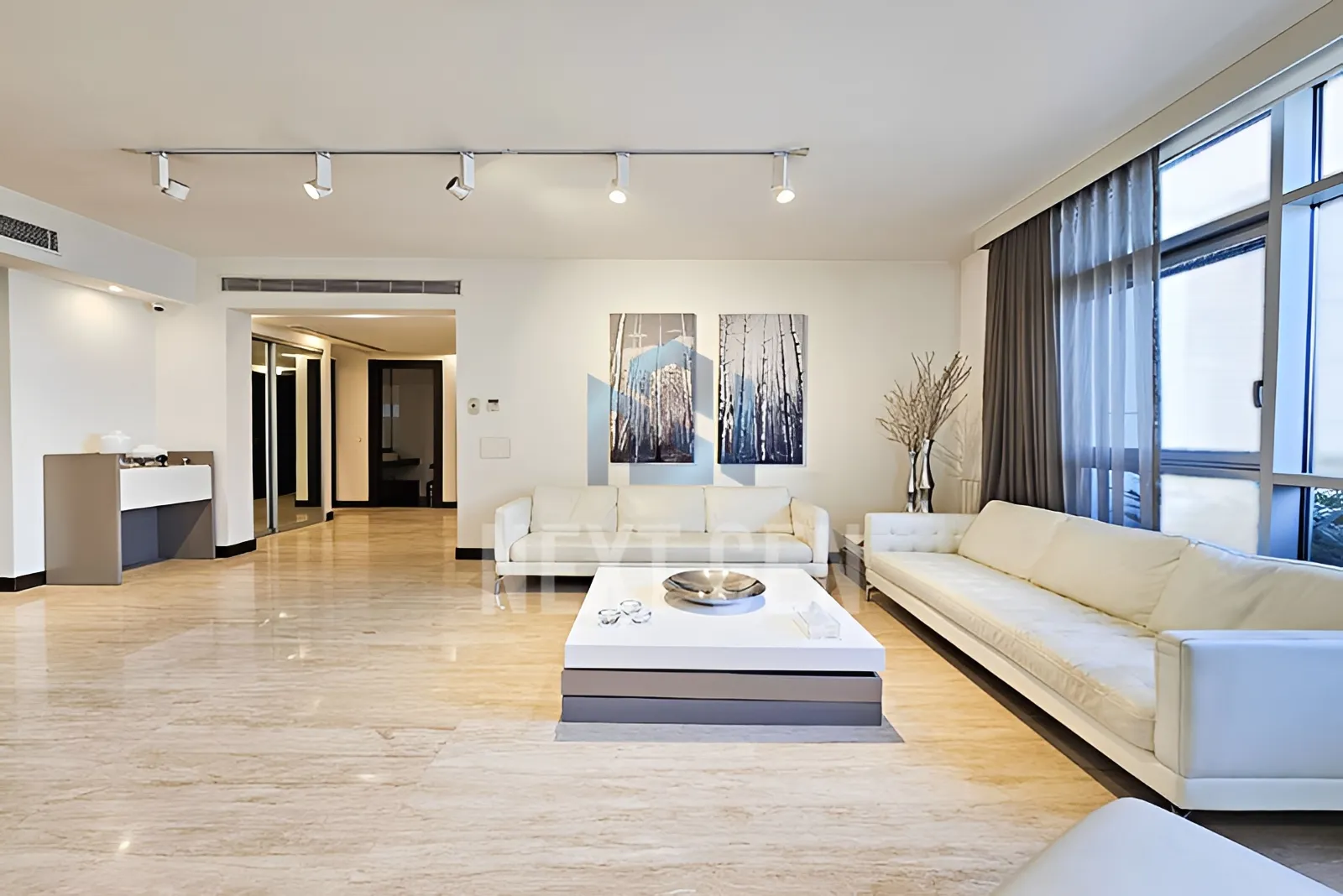 Apartment for Rent in Achrafieh