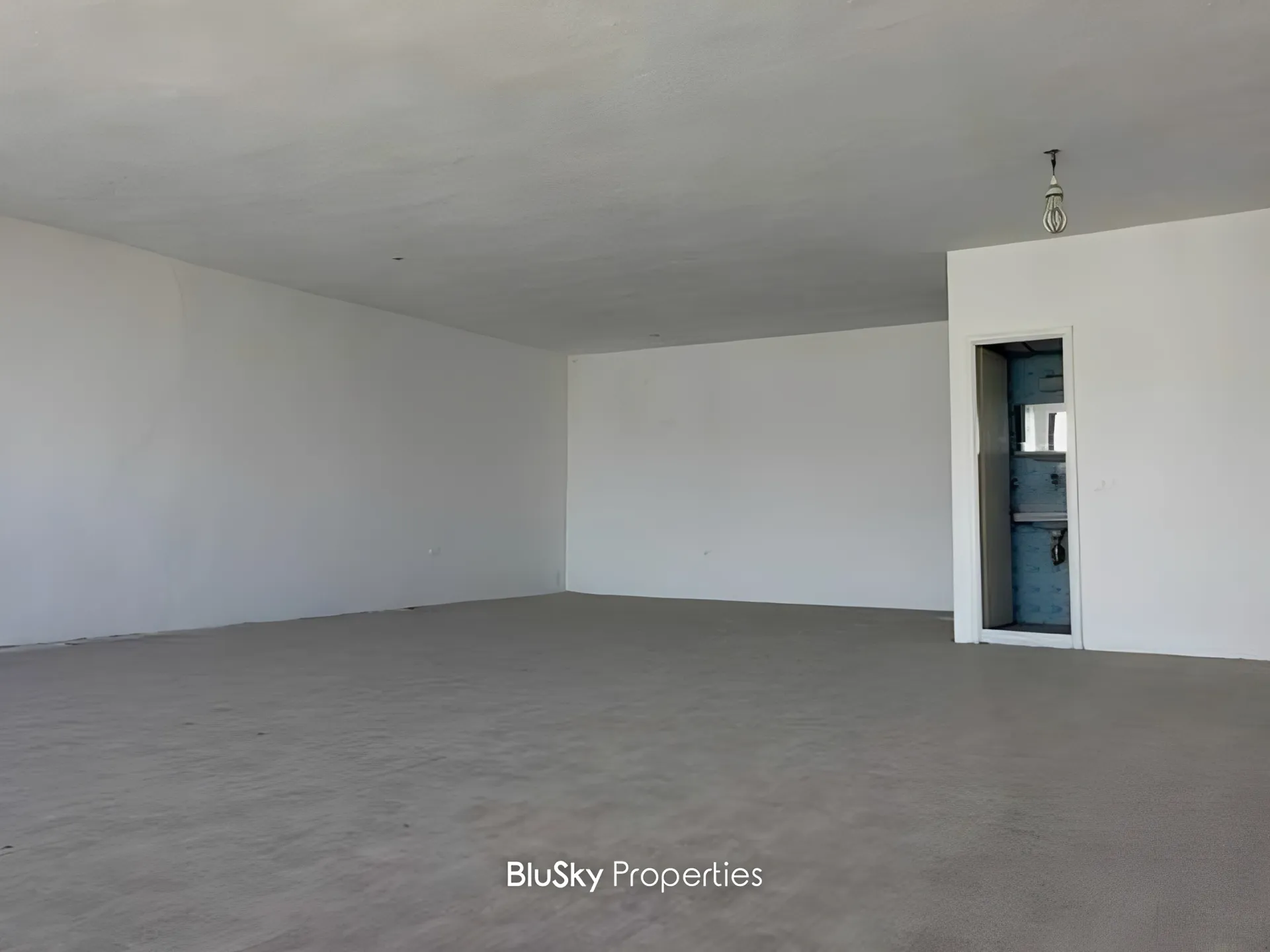 Office for sale in Bauchrieh, lebanon