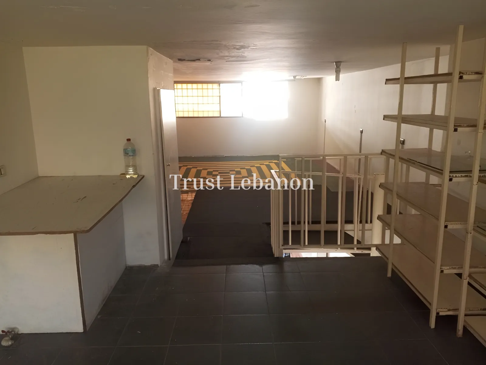 Shop for rent in Mansourieh, Lebanon